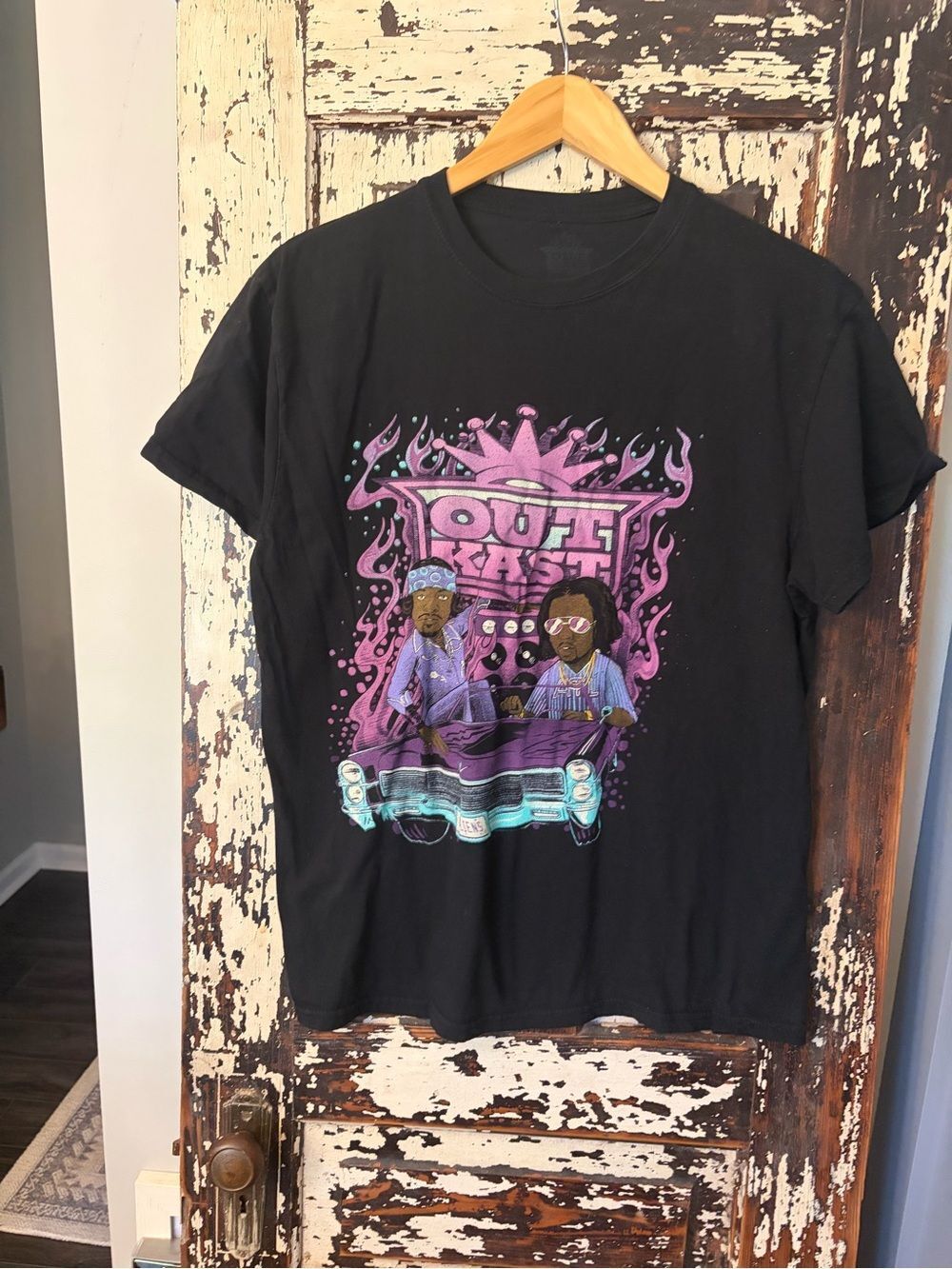 OutKast graphic ATLiens T-shirt. Unisex size Large.